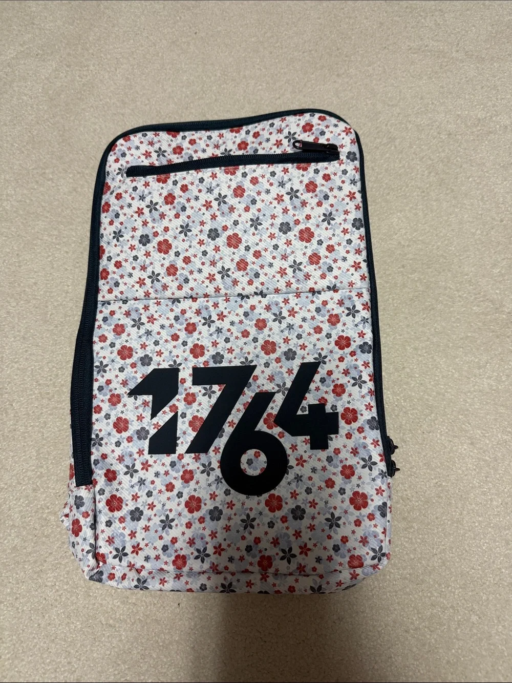 Floral Print 1764 Golf Shoe Bag- White / Red blue